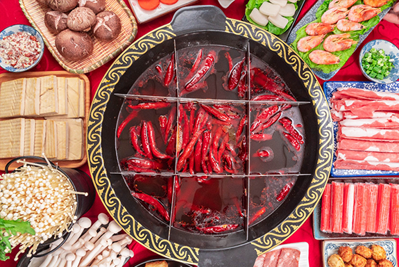 金宮，金宮雞精，金宮味精，金宮火鍋底料，金宮香腸臘肉調(diào)料，金宮小龍蝦調(diào)料，金宮魚(yú)調(diào)料，金宮調(diào)料定制，金宮調(diào)味品定制